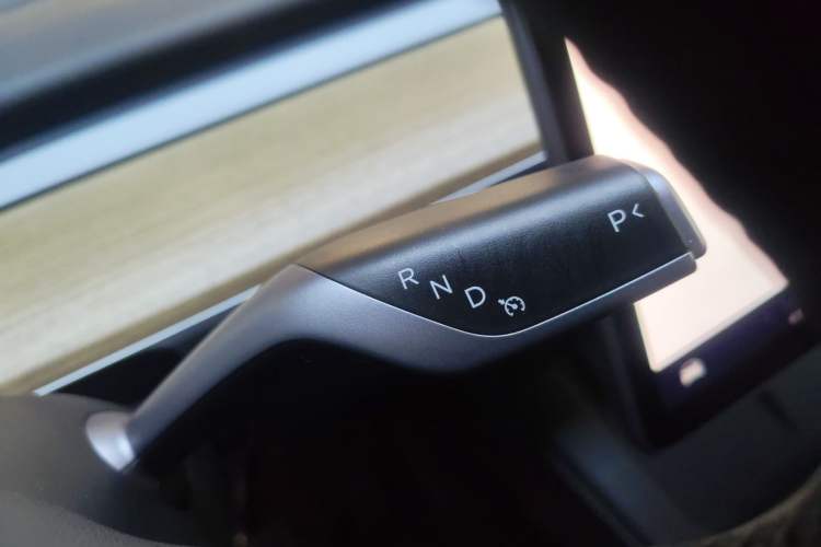 Used Tesla Model Y 2022 Revised Version Long-Range All-Wheel Drive Gear Lever