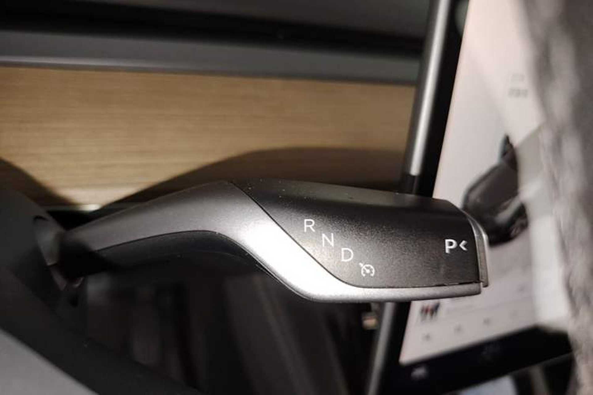 Used Tesla Model Y 2022 Rear-Wheel-Drive Version Gear Lever