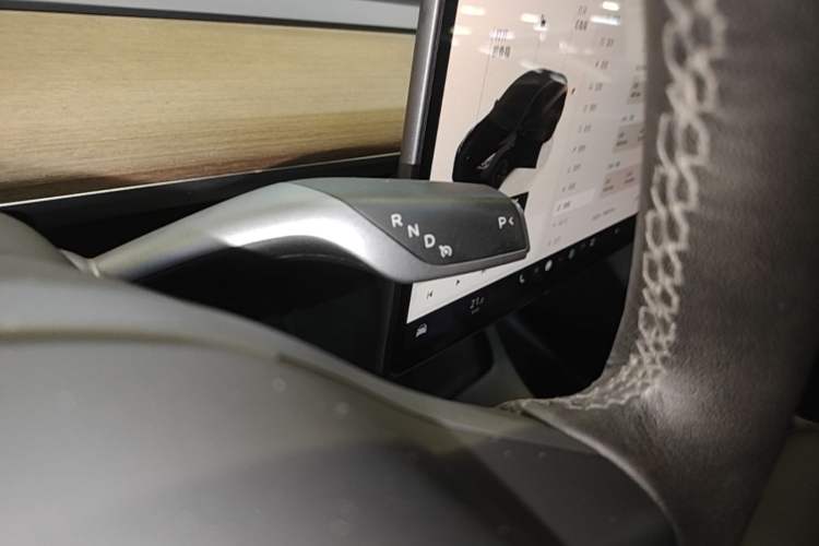 Used Tesla Model Y 2022 Rear-Wheel-Drive Version Gear Lever