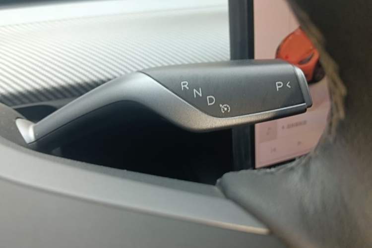 Used Tesla Model Y 2022 Rear-Wheel-Drive Version Gear Lever