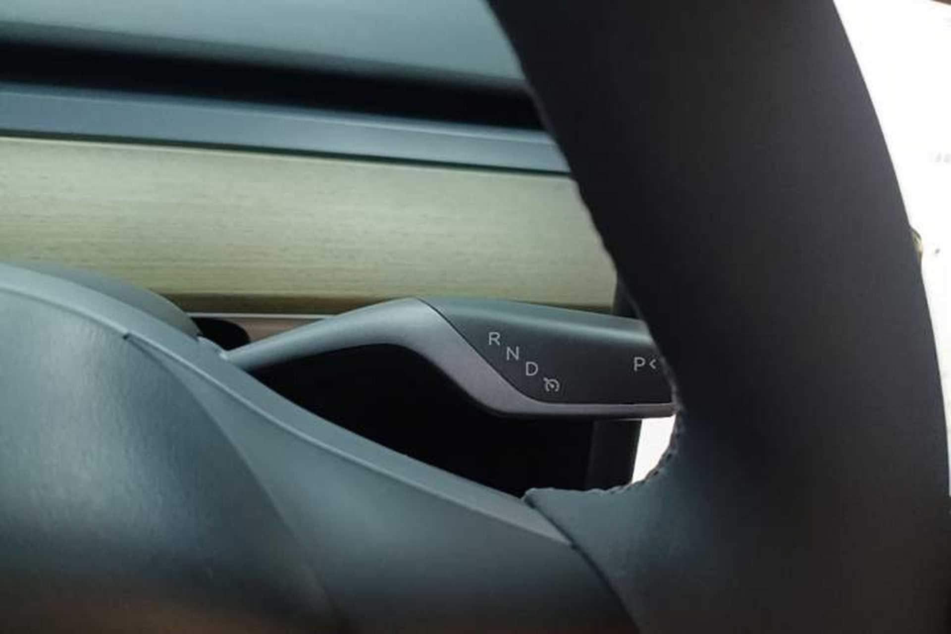 Used Tesla Model Y 2022 Revised Version Rear-Wheel Drive Gear Lever