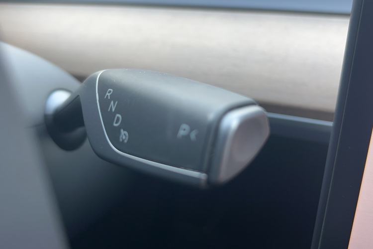 Used Tesla Model Y 2022 Rear-Wheel-Drive Version Gear Lever