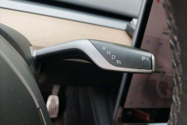 Used Tesla Model Y 2022 Rear-Wheel-Drive Version Gear Lever