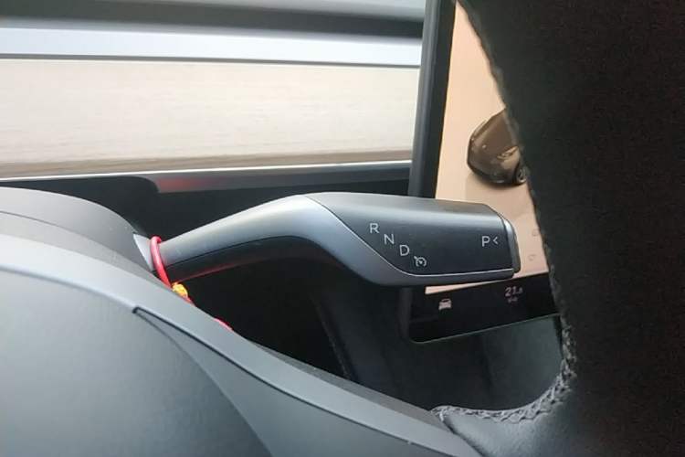 Used Tesla Model Y 2022 Revised Version Rear-Wheel Drive Gear Lever