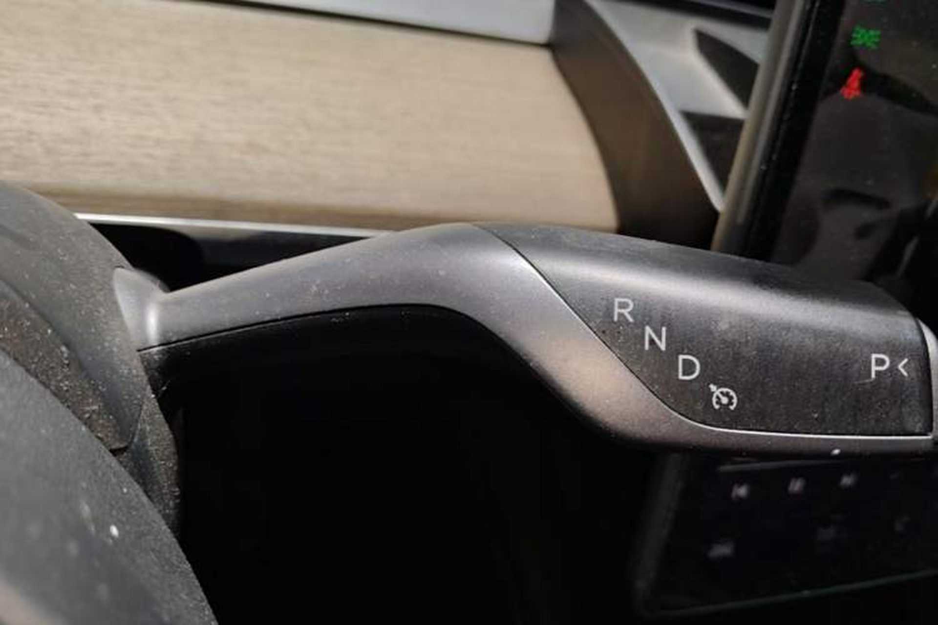 Used Tesla Model Y 2022 Revised Version Rear-Wheel Drive Gear Lever