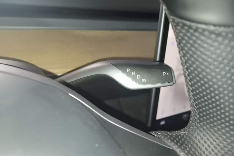 Used Tesla Model Y 2022 Rear-Wheel-Drive Version Gear Lever