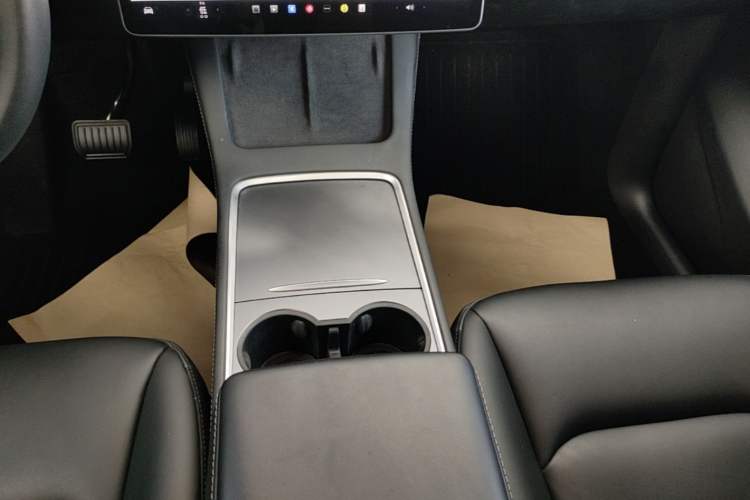 Used Tesla Model Y 2022 Revised Version Rear-Wheel Drive Gear Lever