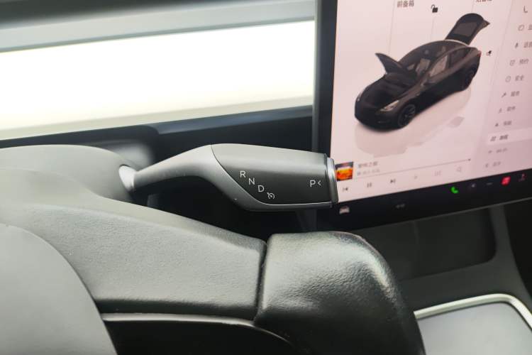 Used Tesla Model Y 2022 Revised Version Rear-Wheel Drive Gear Lever