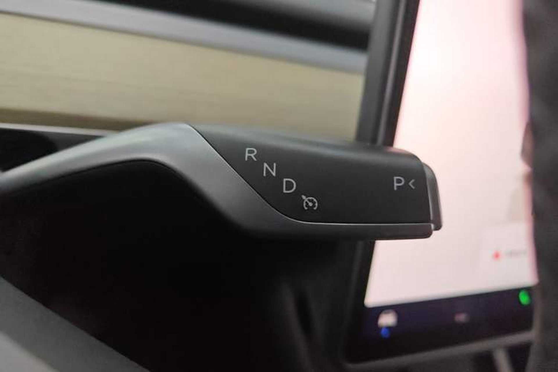 Used Tesla Model Y 2022 Revised Version Rear-Wheel Drive Gear Lever