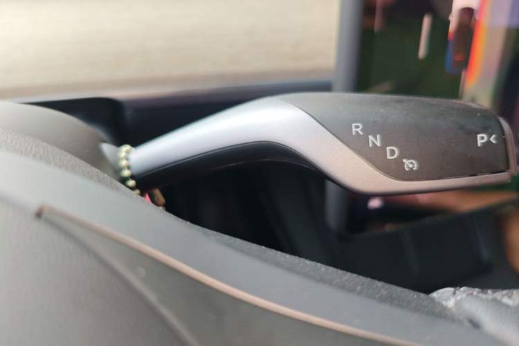 Used Tesla Model Y 2022 Rear-Wheel-Drive Version Gear Lever