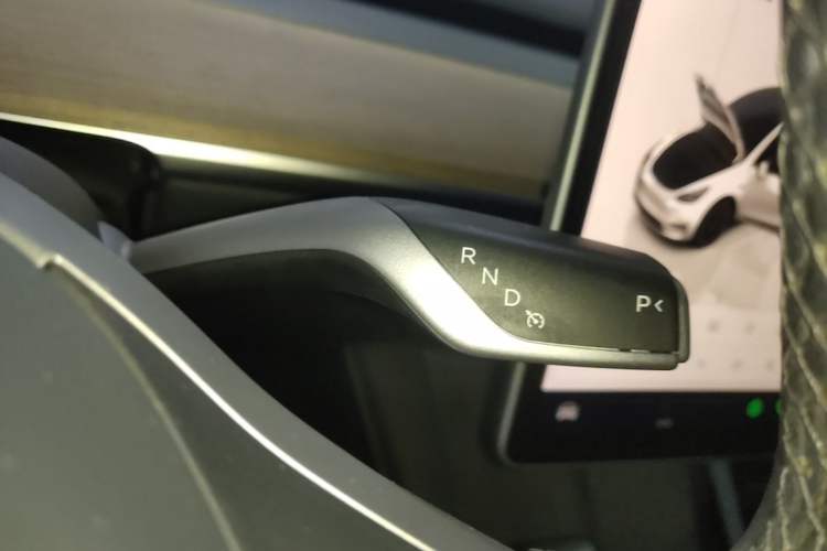 Used Tesla Model Y 2022 Rear-Wheel-Drive Version Gear Lever