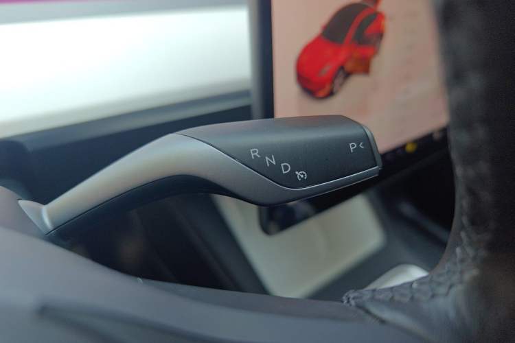 Used Tesla Model Y 2022 Long-Range All-Wheel-Drive Version Gear Lever