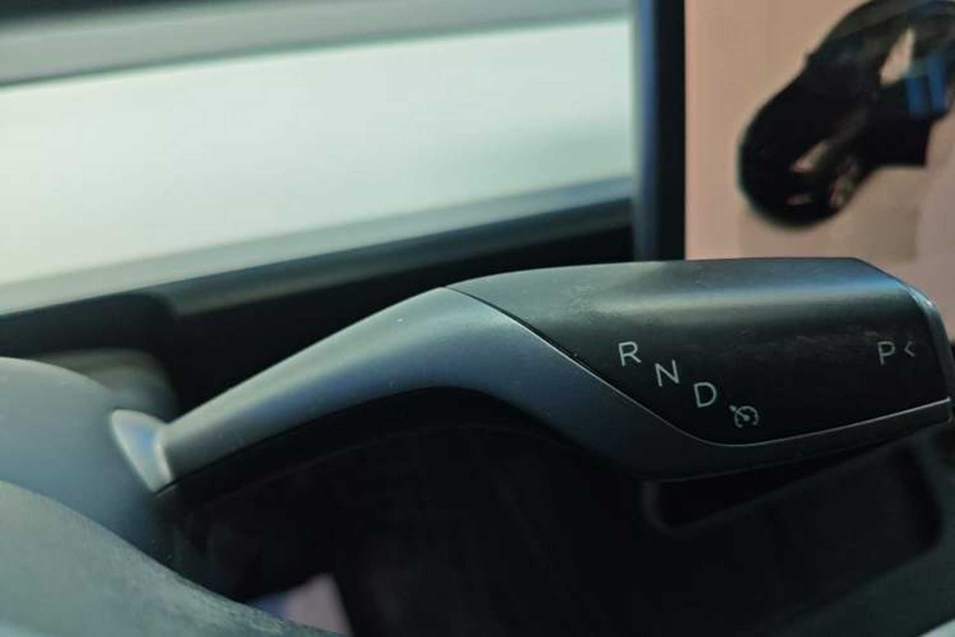 Used Tesla Model Y 2022 Long-Range All-Wheel-Drive Version Gear Lever
