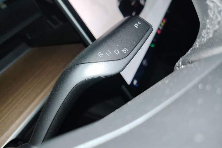 Used Tesla Model Y 2022 Rear-Wheel-Drive Version Gear Lever