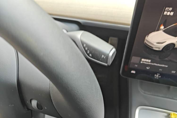 Used Tesla Model Y 2022 Long-Range All-Wheel-Drive Version Gear Lever