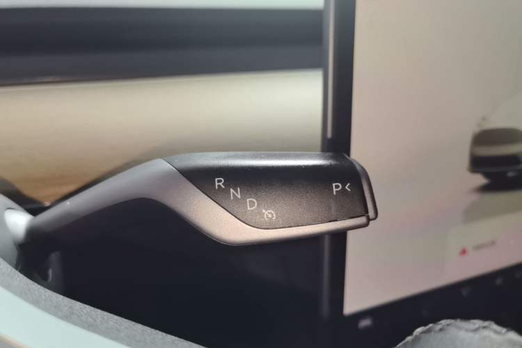 Used Tesla Model Y 2022 Rear-Wheel-Drive Version Gear Lever