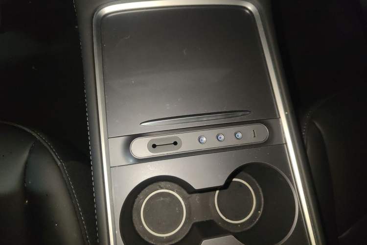 Used Tesla Model Y 2022 Revised Version Rear-Wheel Drive Gear Lever