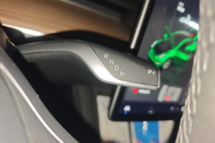 Used Tesla Model Y 2022 Long-Range All-Wheel-Drive Version Gear Lever