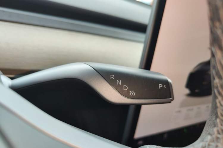 Used Tesla Model Y 2022 Rear-Wheel-Drive Version Gear Lever