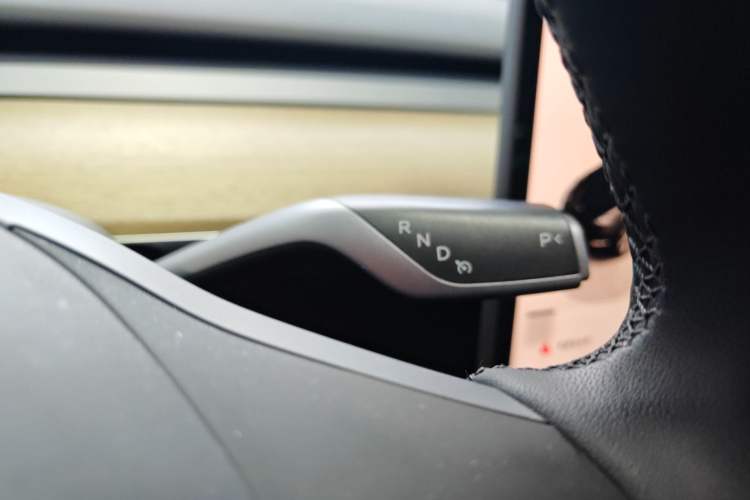 Used Tesla Model Y 2022 Rear-Wheel-Drive Version Gear Lever