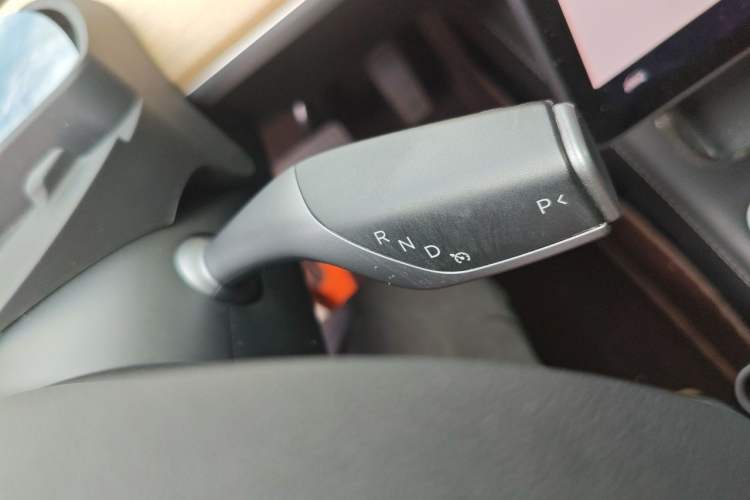 Used Tesla Model Y 2022 Rear-Wheel-Drive Version Gear Lever