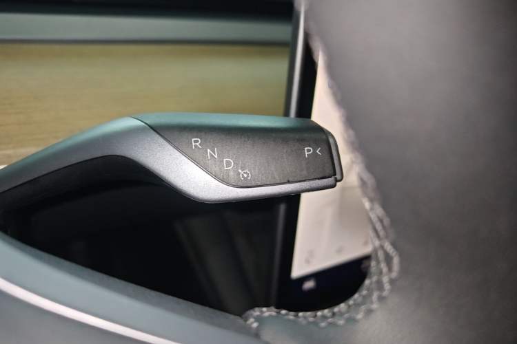 Used Tesla Model Y 2022 Rear-Wheel-Drive Version Gear Lever