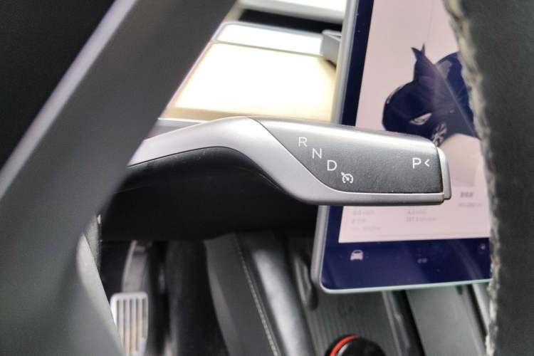 Used Tesla Model Y 2022 Revised Version Long-Range All-Wheel Drive Gear Lever