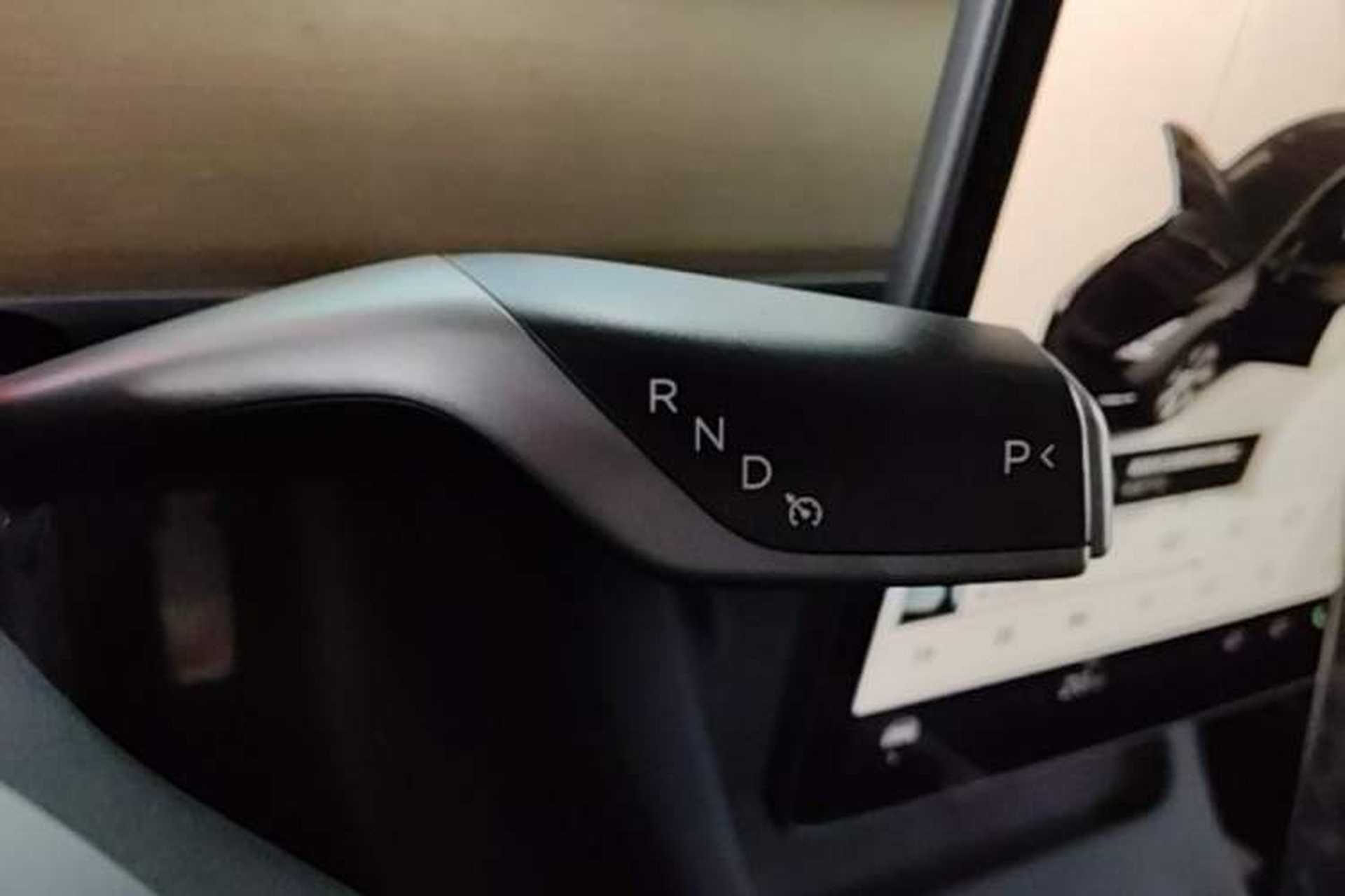 Used Tesla Model Y 2022 Revised Version Rear-Wheel Drive Gear Lever