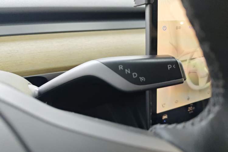 Used Tesla Model Y 2022 Revised Version Long-Range All-Wheel Drive Gear Lever