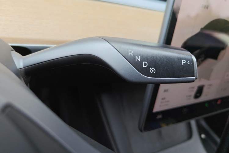 Used Tesla Model Y 2022 Rear-Wheel-Drive Version Gear Lever
