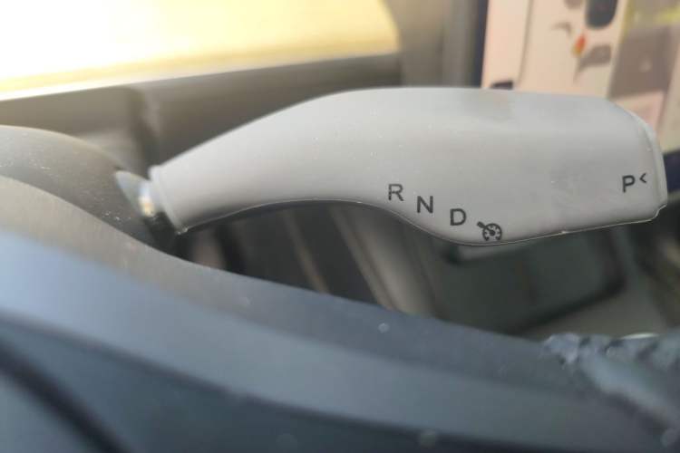 Used Tesla Model Y 2022 Revised Version Long-Range All-Wheel Drive Gear Lever