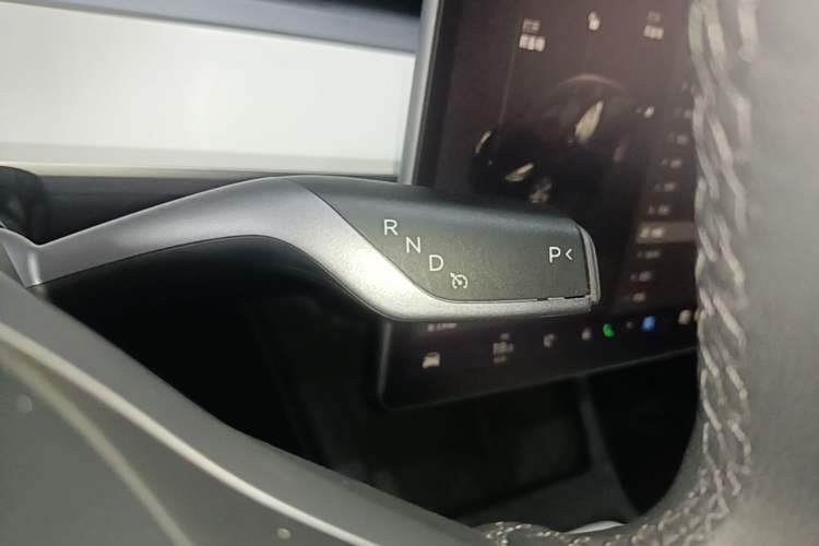 Used Tesla Model Y 2022 Rear-Wheel-Drive Version Gear Lever