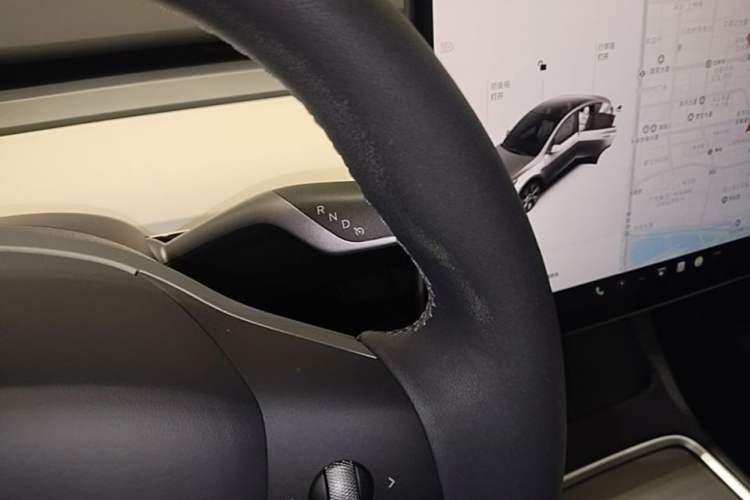 Used Tesla Model Y 2022 Revised Version Rear-Wheel Drive Gear Lever