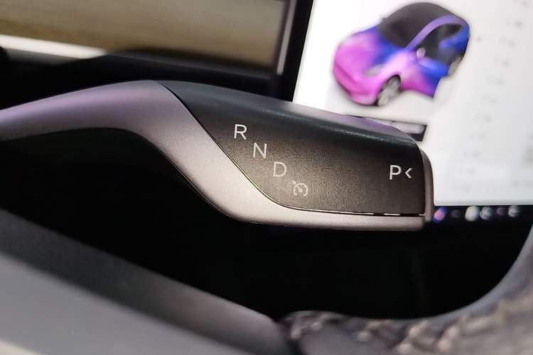 Used Tesla Model Y 2022 Revised Version Rear-Wheel Drive Gear Lever