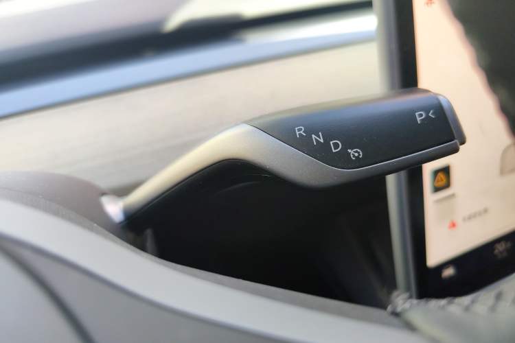 Used Tesla Model Y 2022 Revised Version Long-Range All-Wheel Drive Gear Lever