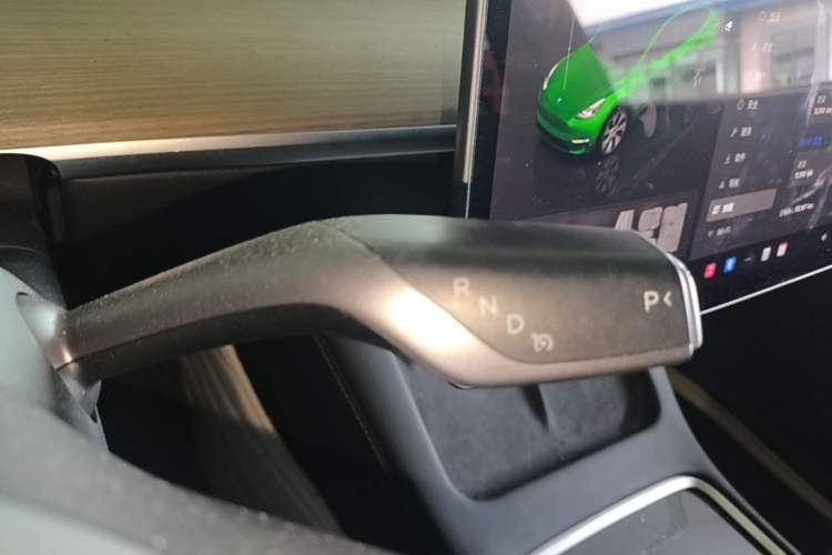Used Tesla Model Y 2022 Revised Version Rear-Wheel Drive Gear Lever