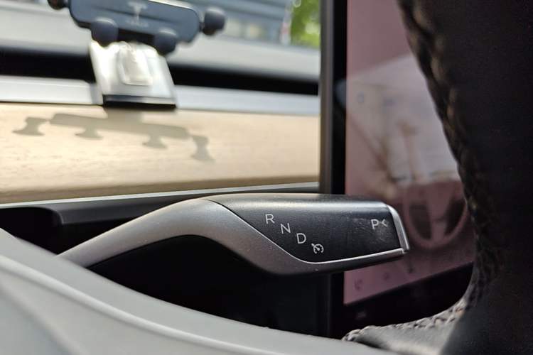 Used Tesla Model Y 2022 Revised Version Long-Range All-Wheel Drive Gear Lever