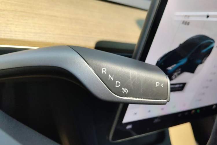 Used Tesla Model Y 2022 Rear-Wheel-Drive Version Gear Lever