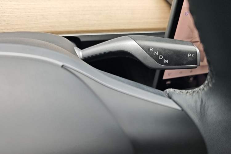 Used Tesla Model Y 2022 Rear-Wheel-Drive Version Gear Lever