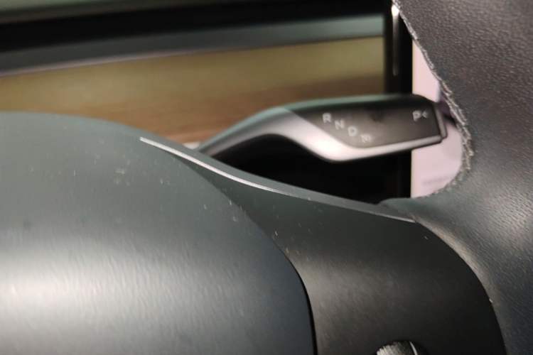 Used Tesla Model Y 2022 Revised Version Rear-Wheel Drive Gear Lever
