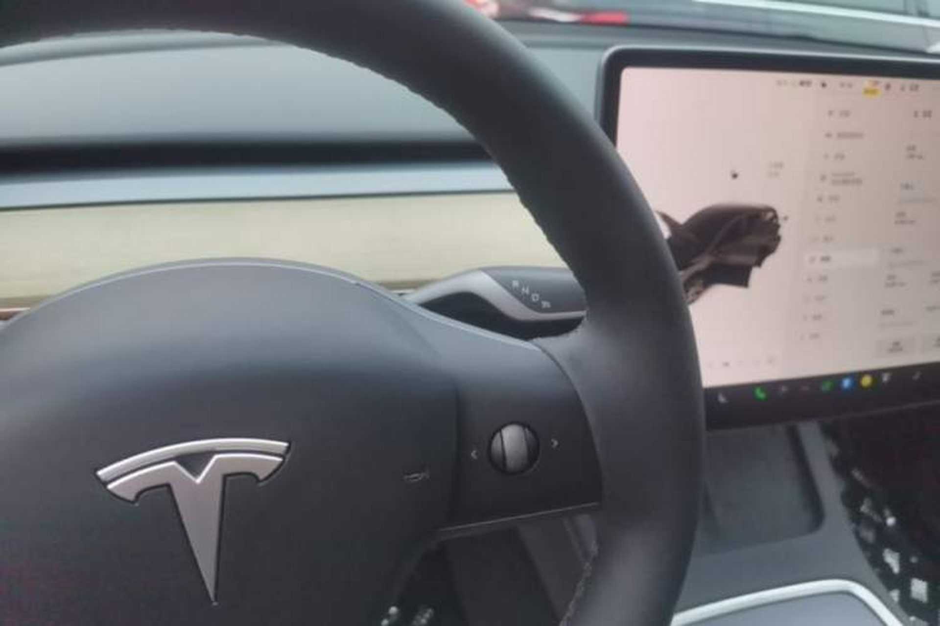Used Tesla Model Y 2022 Revised Version Rear-Wheel Drive Gear Lever