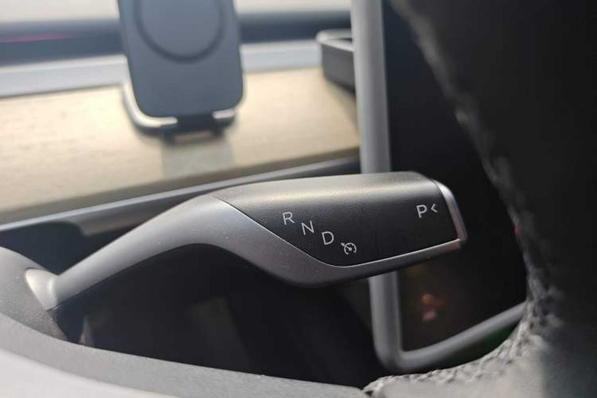 Used Tesla Model Y 2022 Revised Version Rear-Wheel Drive Gear Lever