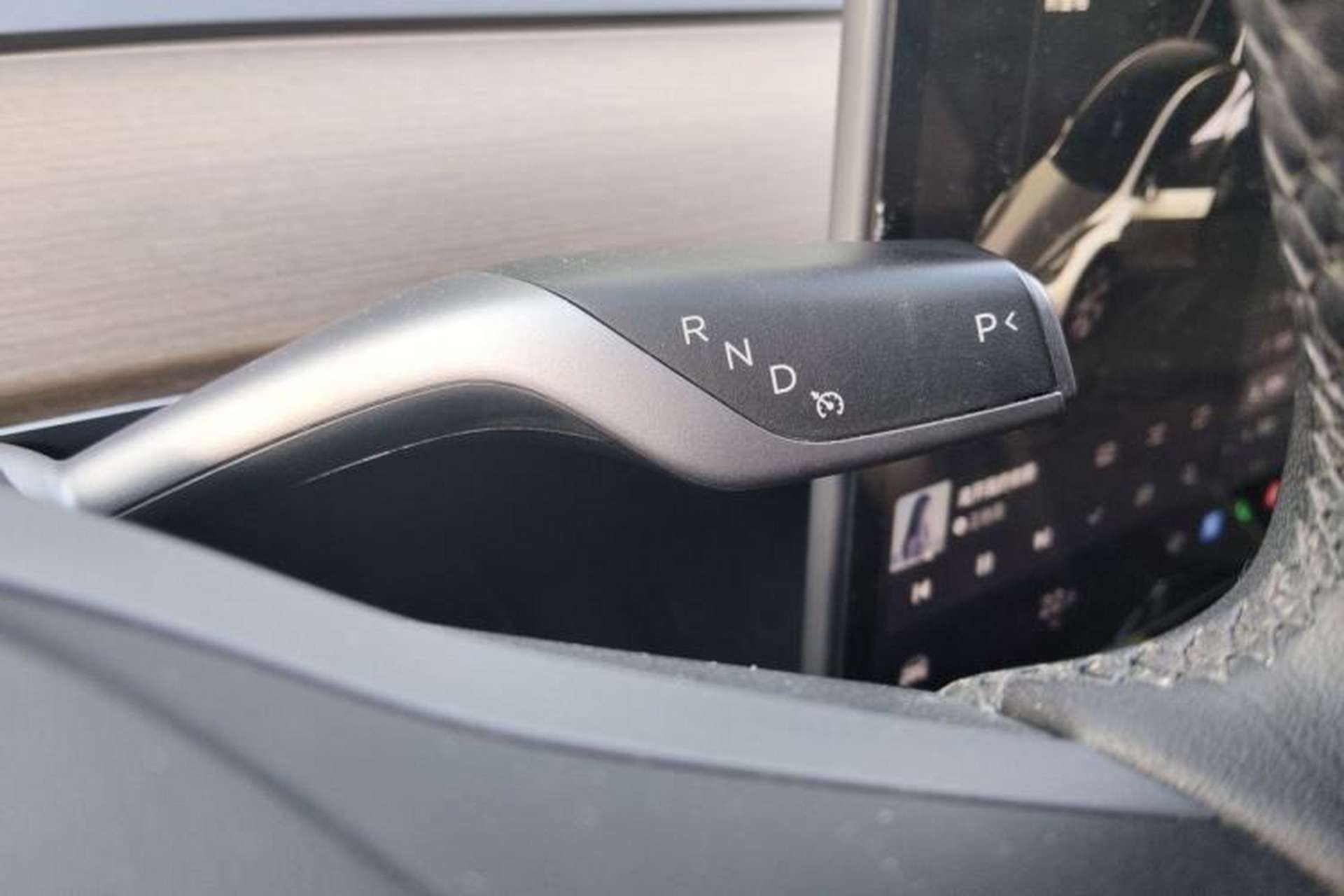 Used Tesla Model Y 2022 Revised Version Rear-Wheel Drive Gear Lever