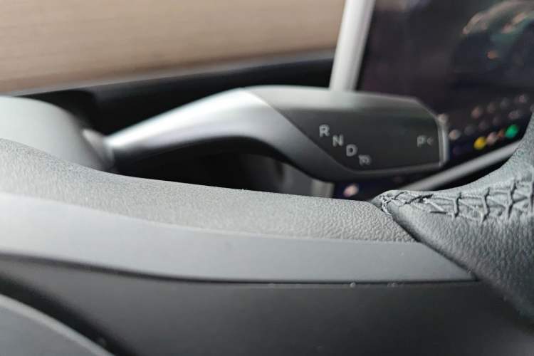 Used Tesla Model Y 2022 Rear-Wheel-Drive Version Gear Lever