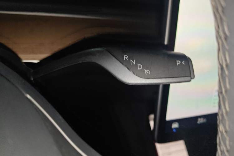 Used Tesla Model Y 2022 Rear-Wheel-Drive Version Gear Lever