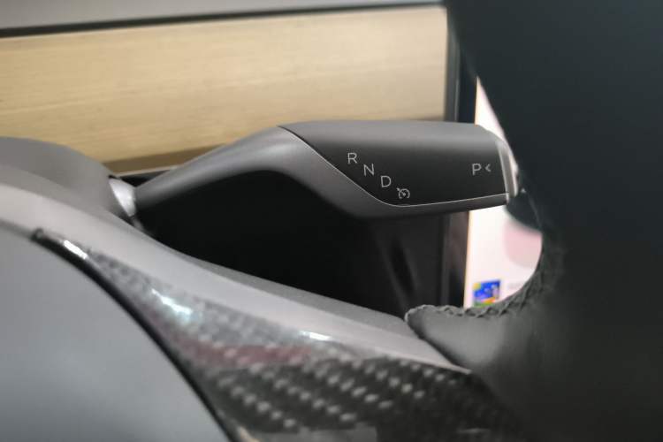 Used Tesla Model Y 2022 Rear-Wheel-Drive Version Gear Lever