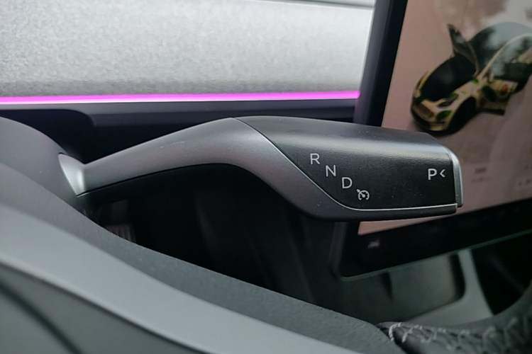 Used Tesla Model Y 2022 Revised Version Long-Range All-Wheel Drive Gear Lever