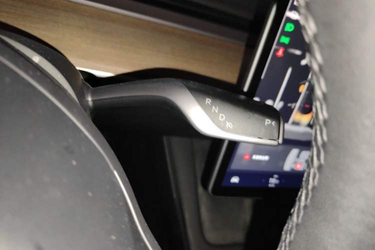 Used Tesla Model Y 2022 Revised Version Long-Range All-Wheel Drive Gear Lever