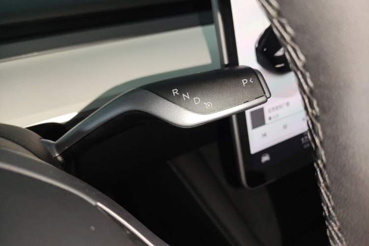 Used Tesla Model Y 2022 Revised Version Rear-Wheel Drive Gear Lever