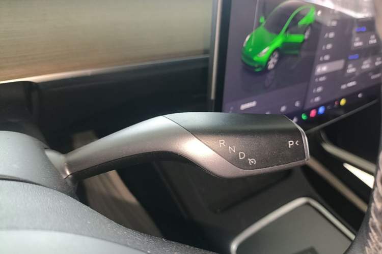 Used Tesla Model Y 2022 Revised Version Rear-Wheel Drive Gear Lever
